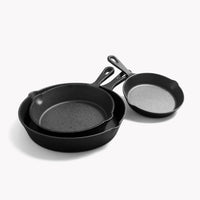 Essenttiel™ Cast Iron Skillet Set (3 Pieces)