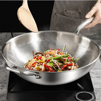 Essenttiel™ Titanium Pan